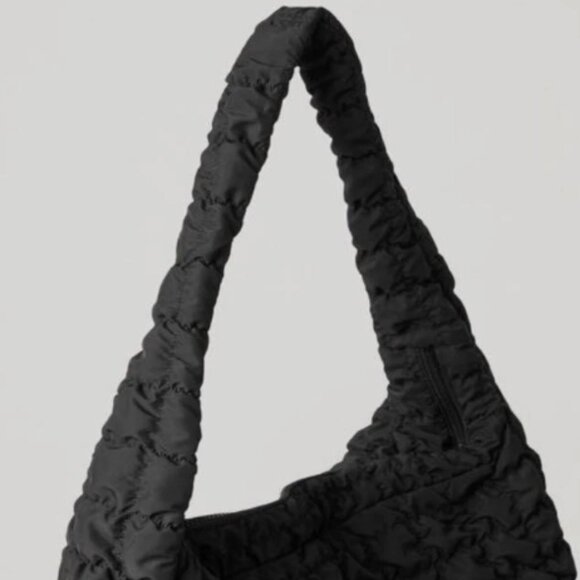 COS Oversize Very Large Black Quilted Polyester Tote Bag NWT - Picture 2 of 2